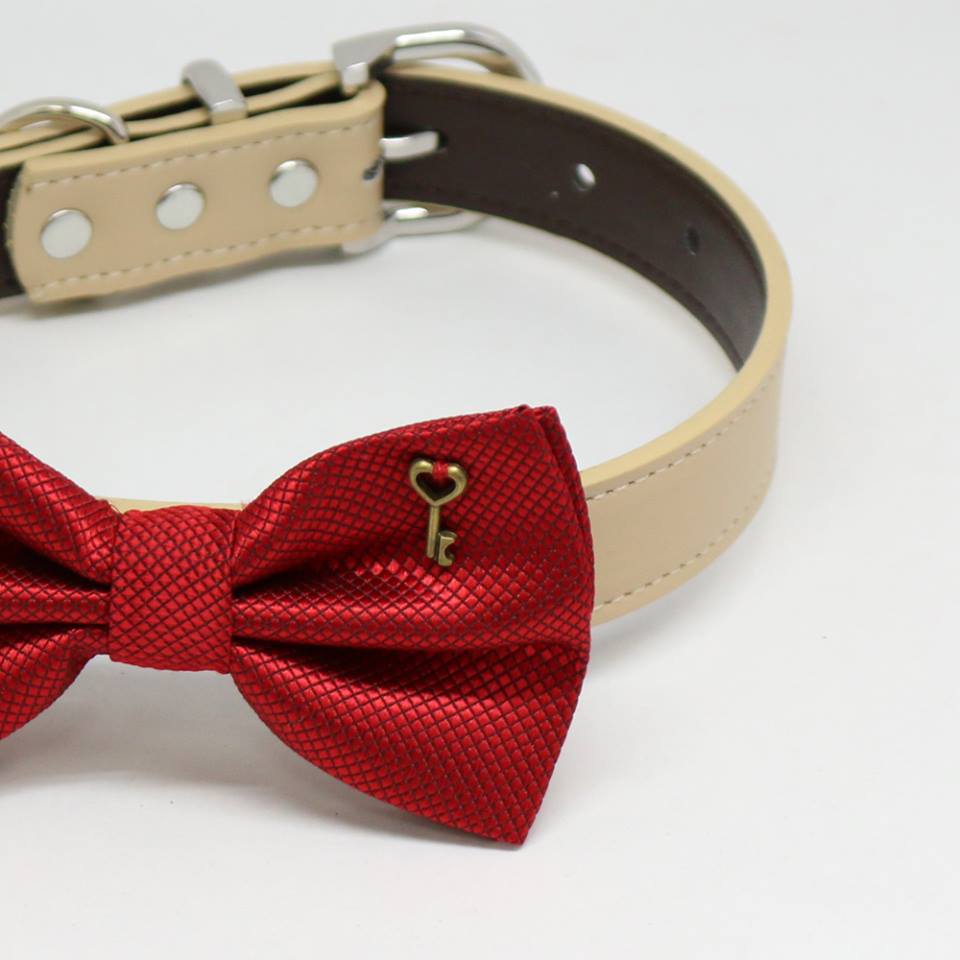 Red Dog Bow tie Collar, Charm (Key to my Heart), Pet wedding accessory , Wedding dog collar