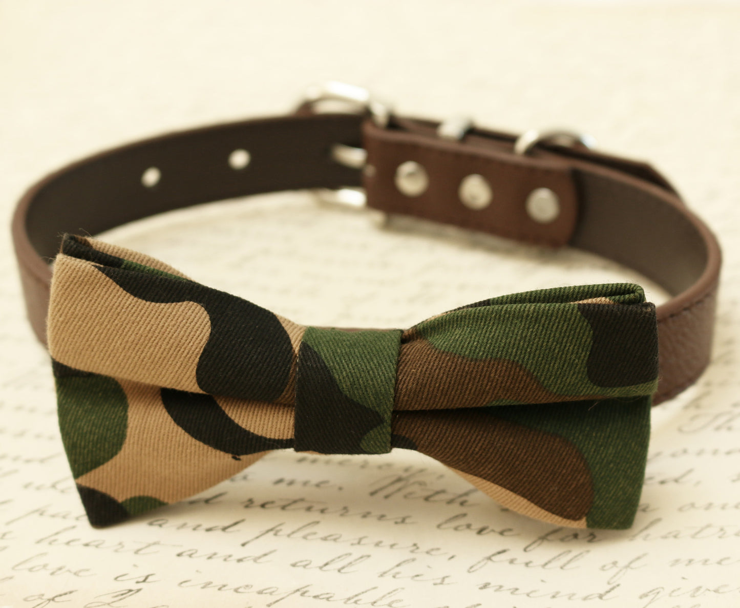 Dog camouflage Bow Tie collar, Pet wedding accessory, Gift , Wedding dog collar