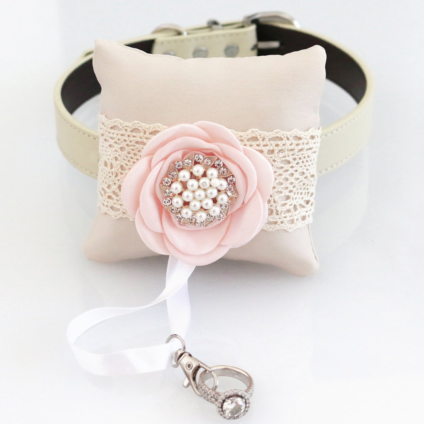 Ivory blush Ring Pillow attach to dog Collar, Dog ring bearer, XS to XXL leather collar, Blush wedding Pearl beaded, Rose gold Ivory collar