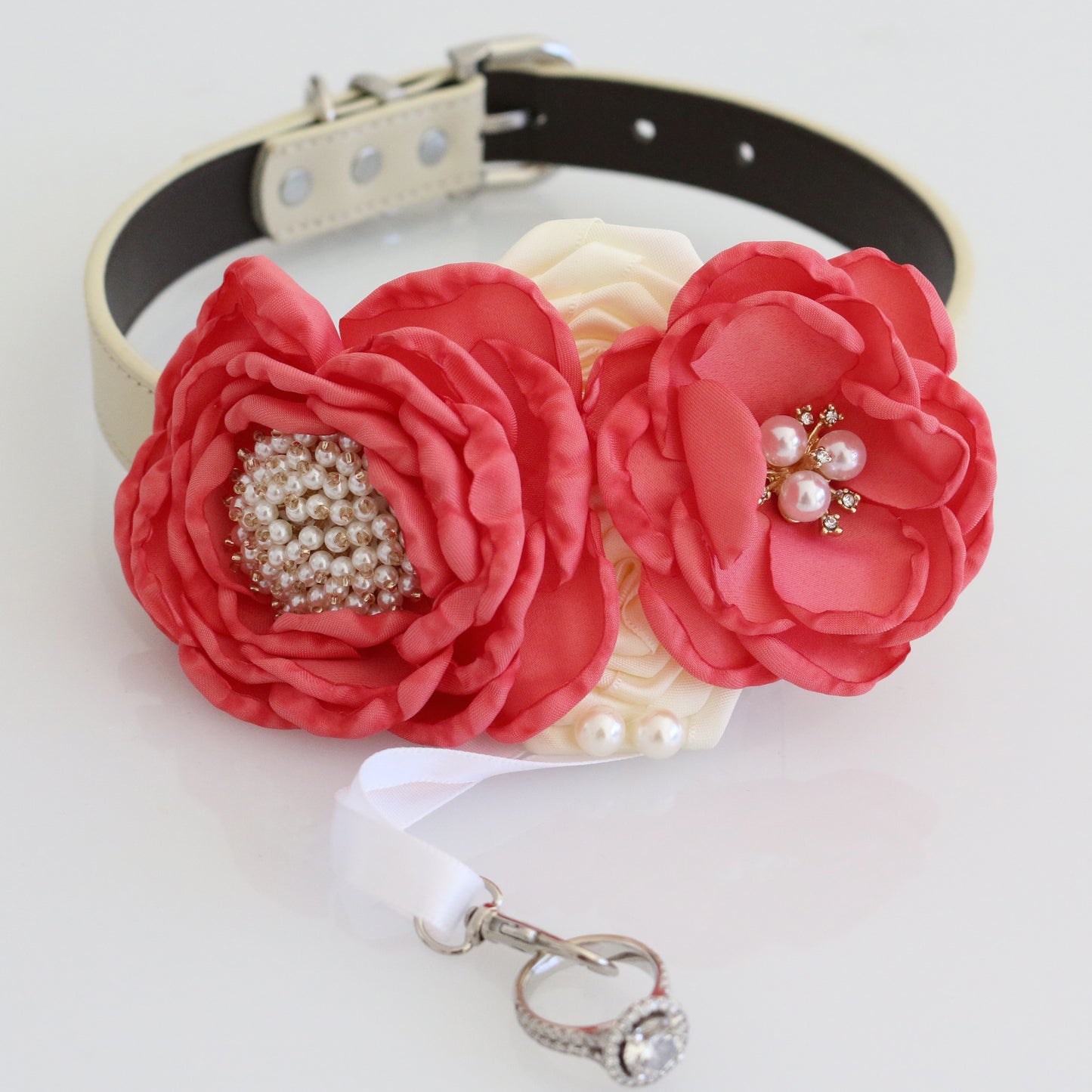 Coral Pearl beaded Flower dog collar, Dog ring bearer ring bearer proposal XS to XXL collar, handmade dog lover gift, Proposal, Beach wedding