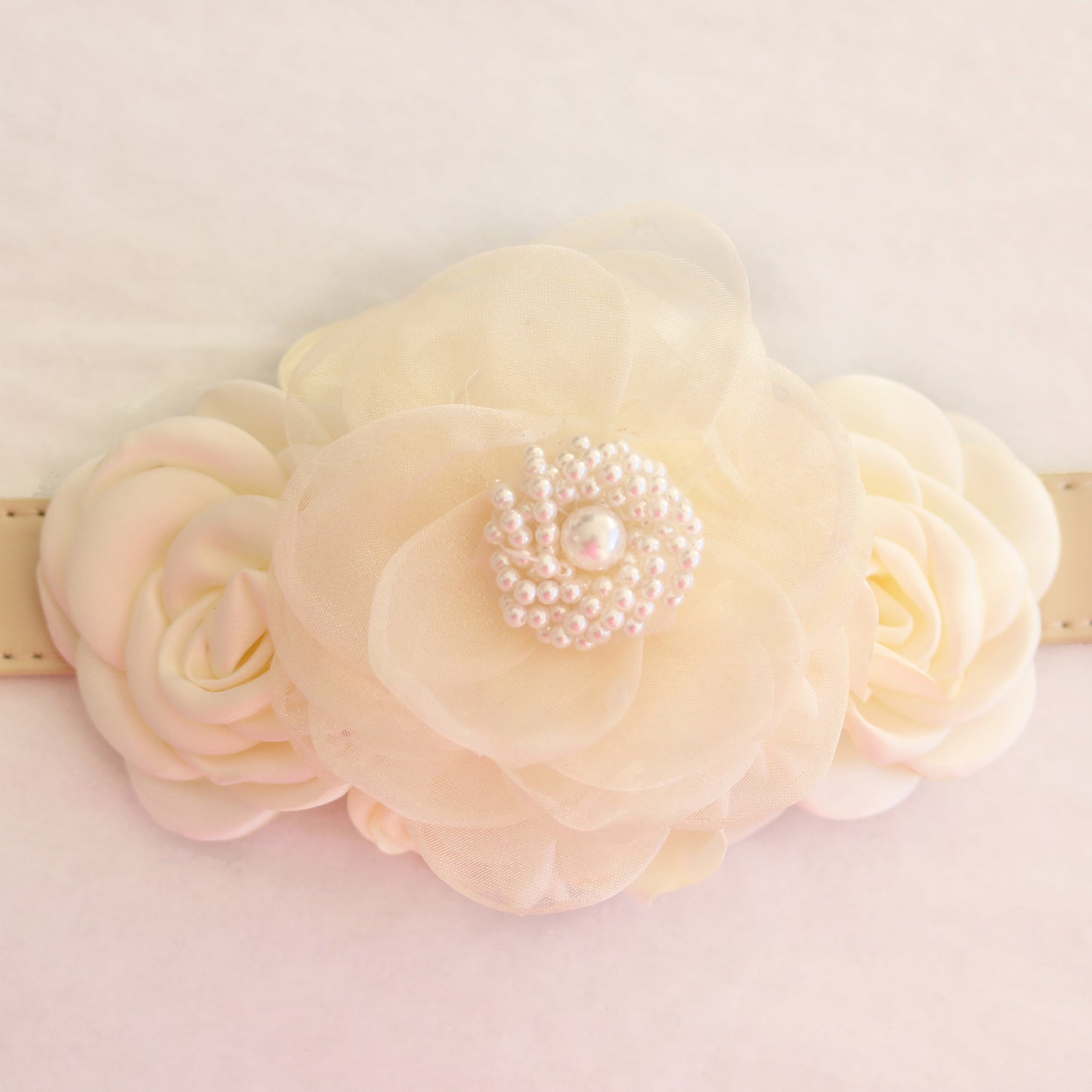Ivory Flower dog collar, Handmade Pearl beaded flower leather collar, Dog ring bearer proposal or every day use, S to XXL collar , Wedding dog collar