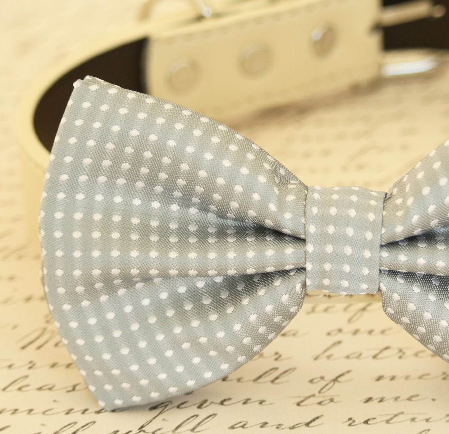 Gray Dog Bow Tie Wedding with collar, pet bow tie, birthday, gift , Wedding dog collar