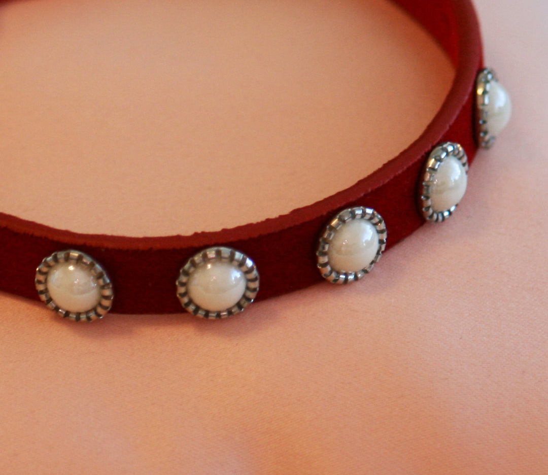 Pearl Beaded Dog Collar, Pearl Dog collar, Cute Red Collar with Cute Small Rhinestone Paw, Small Dog. Love Red , Wedding dog collar