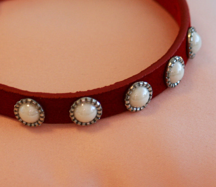Pearl Beaded Dog Collar, Pearl Dog collar, Cute Red Collar with Cute Small Rhinestone Paw, Small Dog. Love Red , Wedding dog collar