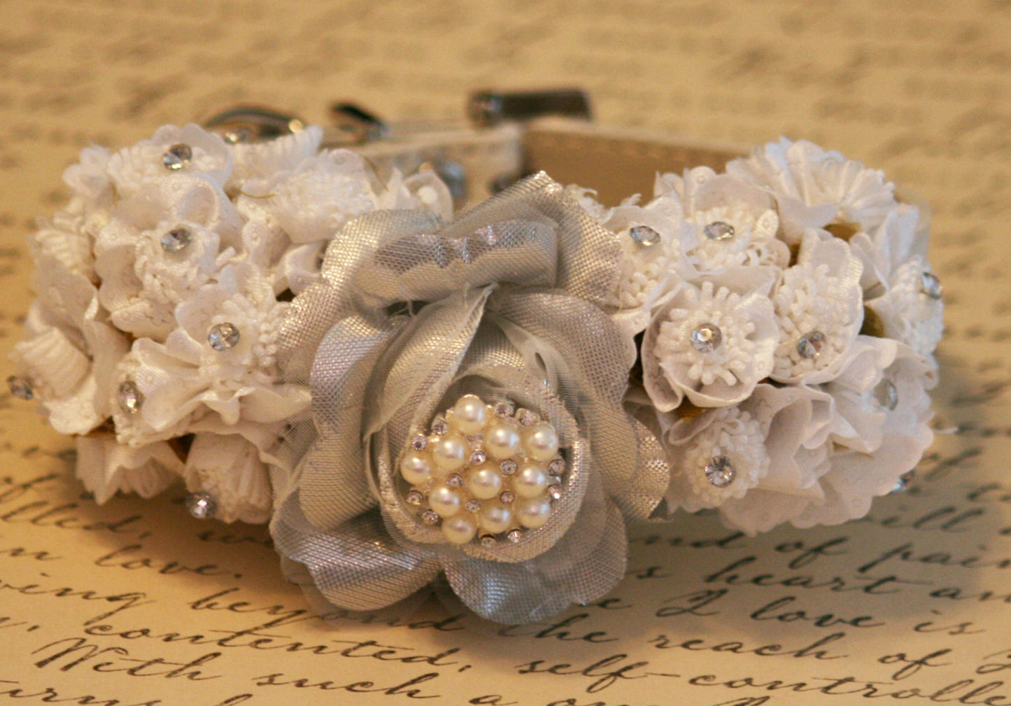 Silver Floral Dog Collar, Pet wedding, Silver Flower with rhinestone , Wedding dog collar