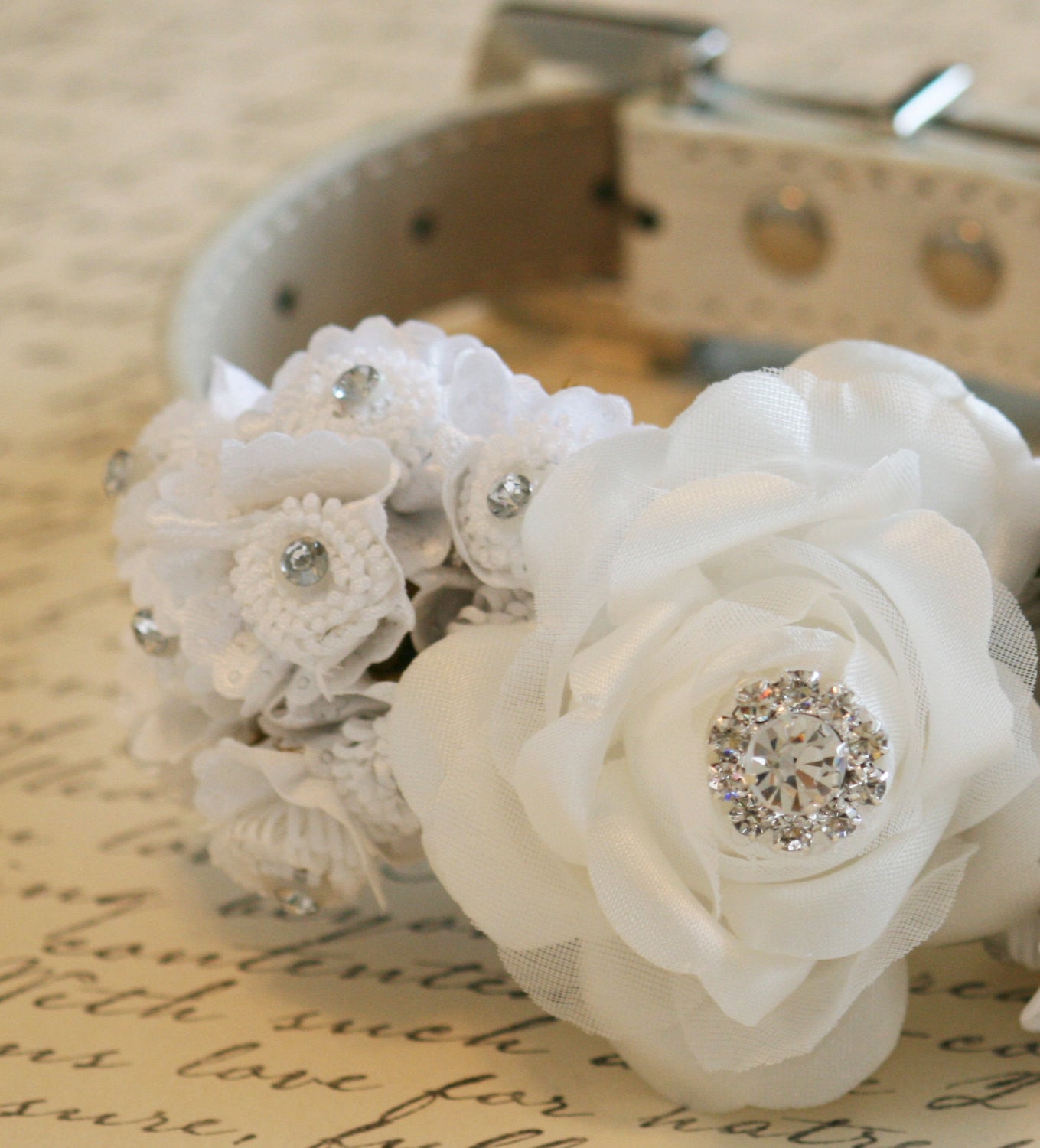 White Wedding Dog Collars, Floral Pet Wedding, white wedding , Wedding dog collar