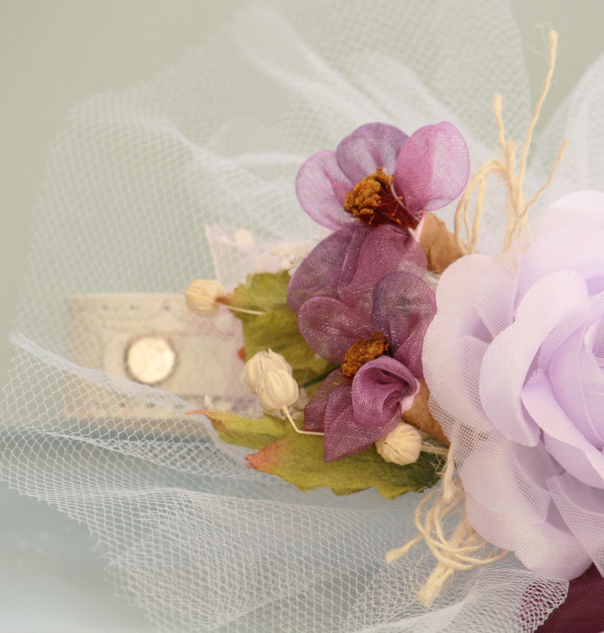 Purple Wedding Dog Collar, White Leather Collar with Purple flowers, Unique Wedding Dog Collar , Wedding dog collar
