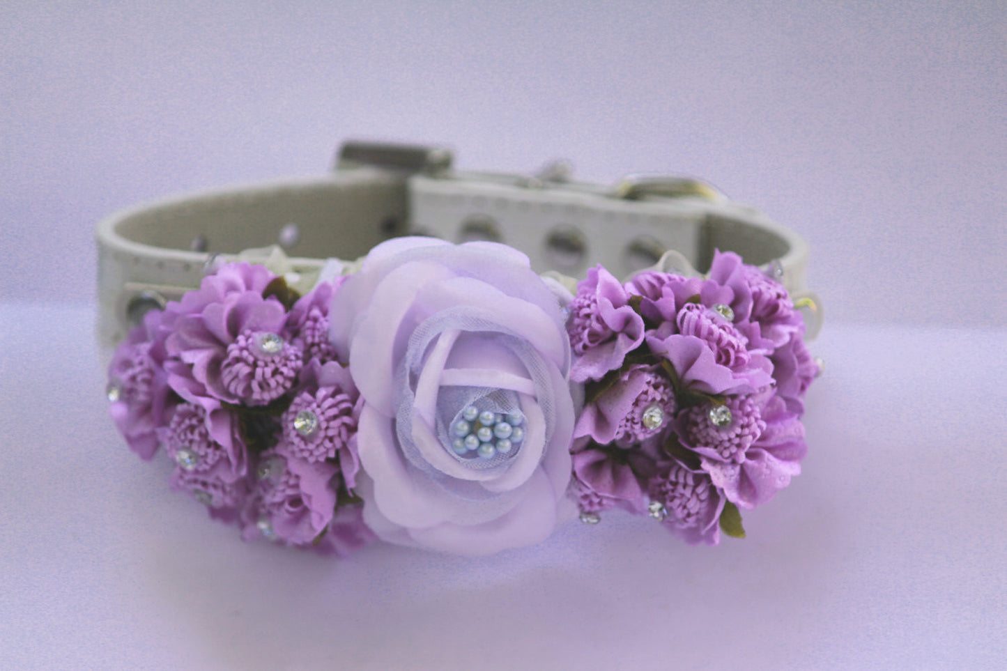 Lavender Floral dog collar, Handmade Floral Dog Collar, Lavender Wedding accessory, Purple Floral dog collar, X Large dog collar , Wedding dog collar