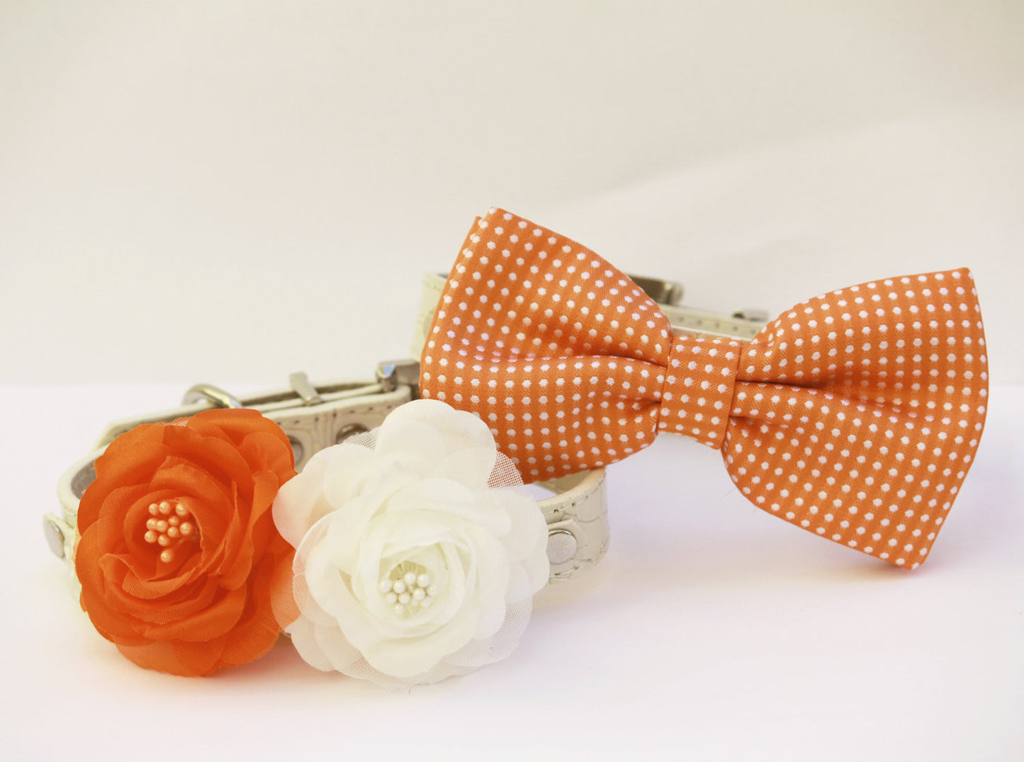 White Orange wedding Dog Collar - Bridesmaid & Best Man - Orange Wedding Accessory, Dog Bow tie , Wedding dog collar