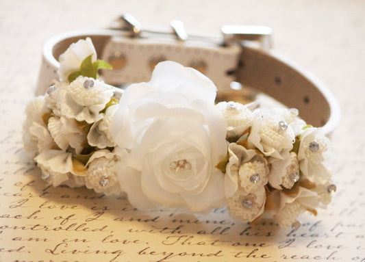 White Wedding Floral Dog collar, Floral Wedding, birthday , Wedding dog collar