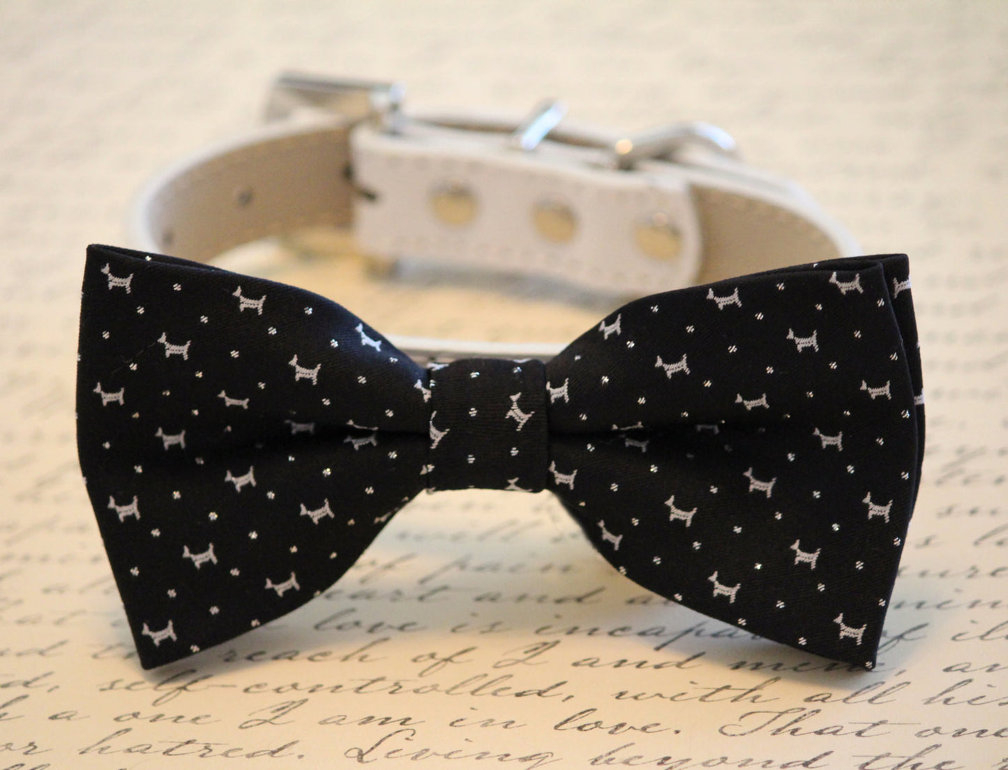 Black dog bow tie with collar- Black wedding accessory- Black pet wedding , Wedding dog collar
