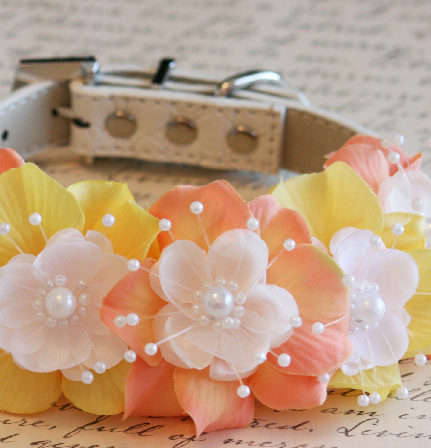 Peach and Yellow Floral Dog Collar, Pet wedding accessory, Peach wedding idea, Pearl and Rhinestone, Wedding idea , Dog Lovers, Boho wedding , Wedding dog collar