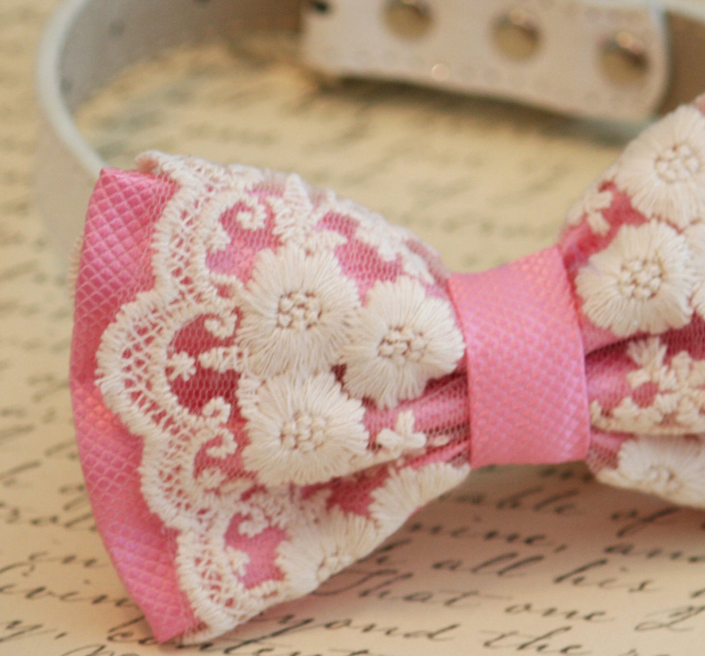 Pink Lace Dog Bow Tie collar, Pink Lovers, Pet wedding accessory , Wedding dog collar