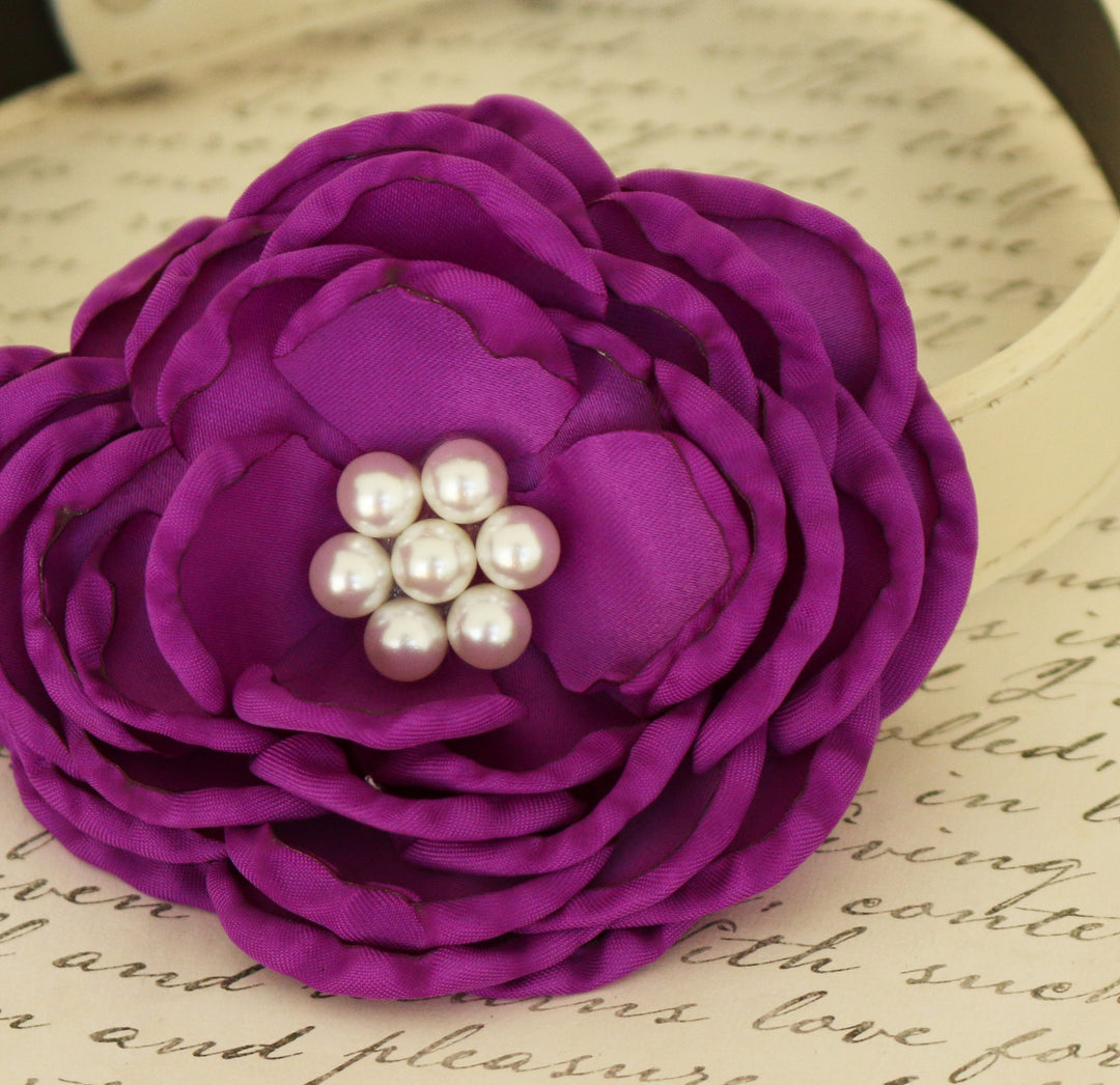 Fuchsia floral dog collar with layered fabric flower and pearl center detail