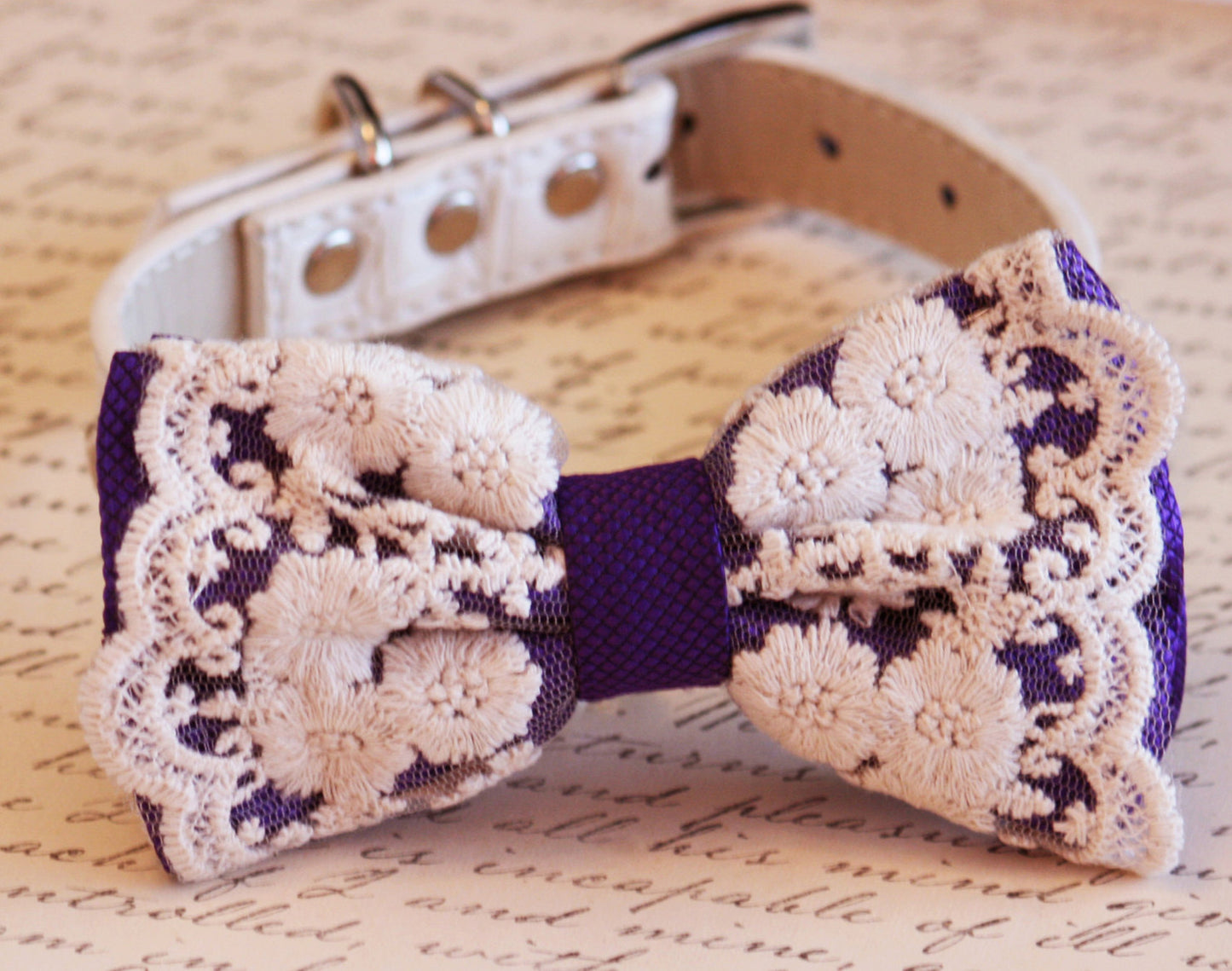 Purple lace Dog Bow Tie Collar, Purple Wedding, boho wedding collar , Wedding dog collar