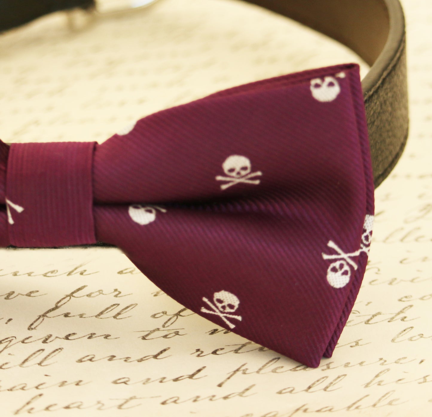 Purple dog bow tie attached to collar, Skull bow tie, wedding accessory , Wedding dog collar
